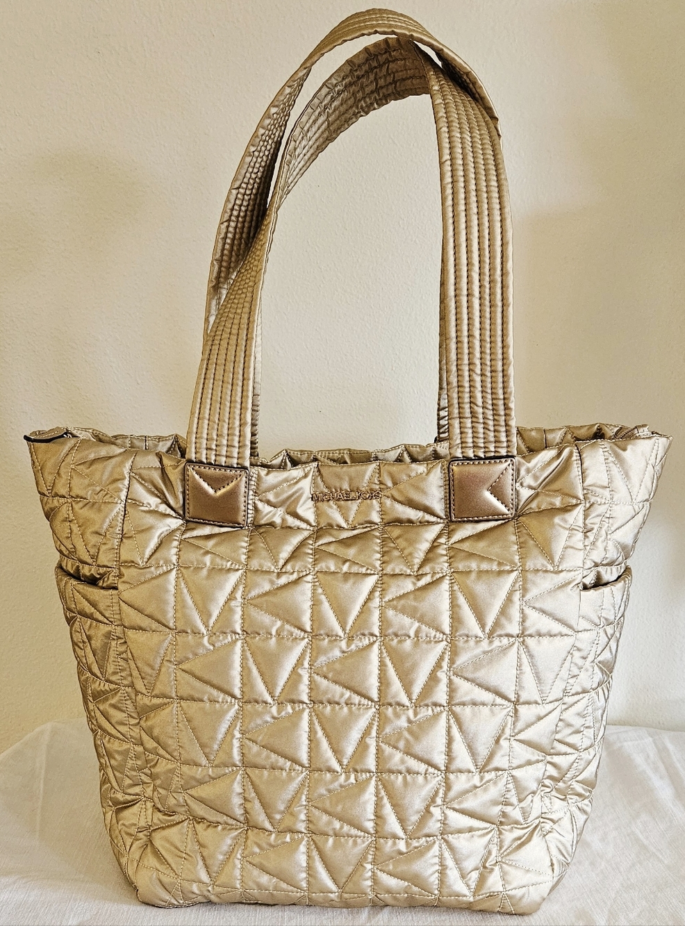 Michael KORS XL Winnie Quilted Metallic Gold Tote Bag - Women's Handbag